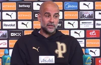 Pep Guardiola đáp trả Rooney về hành động quá lố của Man City