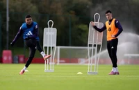 Lý do Casemiro và Sesko vắng mặt trong trận MU hòa Sunderland