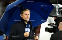 Huyền thoại Schmeichel hối hận vì chia tay MU