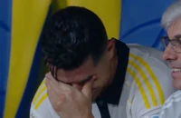Ronaldo bật khóc
