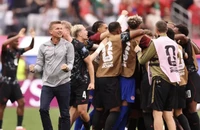 Tuyển Canada lập hat-trick đầu tiên, vượt qua quyết định kỳ lạ tại World Cup