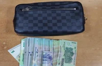Khách bỏ quên 350 triệu tại sân bay Nội Bài