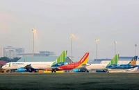 5 sân bay tạm đóng cửa, nhiều chuyến bay tạm dừng khai thác do bão Noru