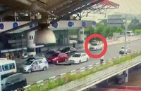 Từ thùng thư góp ý, an ninh sân bay tìm ra tài xế taxi 'chặt chém' du khách 2,4 triệu đồng