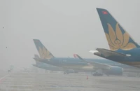 3 sân bay đóng cửa, hàng loạt chuyến bay lùi giờ khởi hành do bão số 1