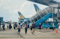 Ngóng giá vé máy bay hè hạ nhiệt 