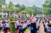 Đồng Nai: Cảnh báo người lạ tiếp cận học sinh dụ dỗ đón về nhà do cha mẹ nhờ 