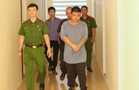 Bị khởi tố vì rủ bạn tù đi tống tiền CSGT