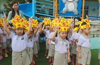 Phụ huynh TP.HCM có con vào mầm non, lớp 1, lớp 6 bắt đầu đăng ký trực tuyến 