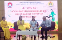 'Mẹ cầu cứu cô giáo vì không hiểu con nói gì!'