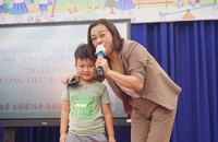 Hiệu trưởng nhắn nhủ: 'Ba mẹ đừng bắt con đạt 9,10 tất cả các môn'