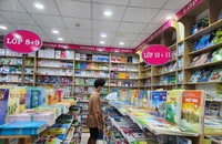 Có cần thêm một bộ SGK của nhà nước?