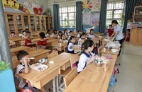 Trường học tại TP Thủ Đức khẩn trương tìm nhà cung cấp suất ăn bán trú