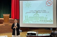 Cảnh báo nguy cơ gây nghiện từ hút thuốc lá điện tử 