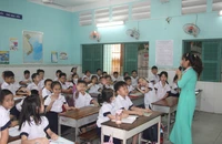 Người lạ cho học sinh tiền ăn sáng, Trường Tiểu học Hà Huy Giáp ra thông báo khẩn