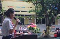Học sinh từng vi phạm tự tin kể chuyện trước cờ