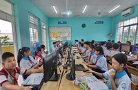 Thiếu giáo viên lại khó tuyển dụng, TP.HCM đề xuất chính sách thu hút