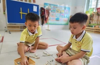 Kết quả tuyển sinh đầu cấp tại TP.HCM: Vì sao học sinh phải học xa nhà?