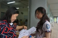 Phổ điểm thi tốt nghiệp THPT: Cả nước có 2 điểm 10 môn Văn, không có điểm 10 môn Toán