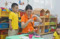 Phụ huynh TP.HCM trải nghiệm 1 ngày làm giáo viên mầm non