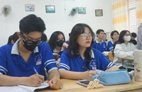 Tuyển sinh đại học năm 2025: Bộ GD&ĐT dự kiến siết việc xét tuyển học bạ 