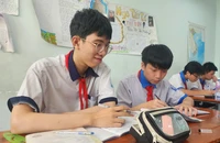 Quy định về dạy thêm: Trường học ôn thi ra sao khi không được thu tiền?