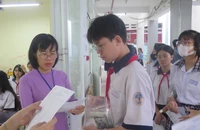 Thi vào lớp 10 tại TP.HCM: Thí sinh sợ môn Toán sẽ 'khó nhằn'