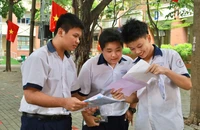 Nóng: TP.HCM công bố điểm chuẩn vào lớp 10
