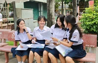Nóng: TP.HCM công bố phổ điểm 3 môn thi vào lớp 10