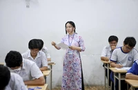 Xe hư, sợ trễ giờ thi tốt nghiệp THPT và cách xử lý của thí sinh