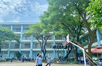 Trường không cho học sinh dùng điện thoại: Phụ huynh cảm ơn