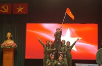Học sinh Trần Đại Nghĩa gây bất ngờ với màn lồng tiếng phim bằng nhiều ngoại ngữ