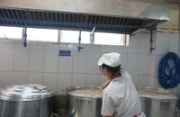 Bữa ăn bán trú: Làm sao để đảm bảo an toàn?