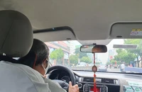 Chuyên gia đưa lời khuyên khi xe rơi xuống nước lúc qua cầu 