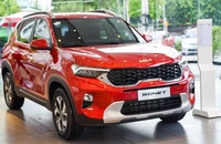 Tầm giá 600 triệu đồng, mẫu xe gầm cao nào bán chạy nhất?