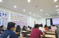 Đề xuất người học lý thuyết lái xe được học từ xa như các cấp học khác