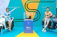 VinFast ra mắt 5 mẫu xe máy điện mới chạy được gần 200 km/lần sạc