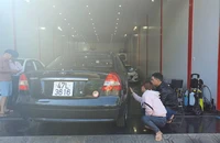 Mua lại xe cũ còn bảo hiểm thì có phải mua mới hay không?