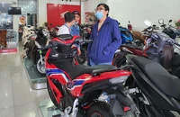 Chạy đua Honda Winner X, Yamaha Exciter giảm giá mạnh