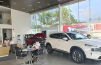 Loạt ô tô giảm giá dịp cận tết, có xe ưu đãi đến 100 triệu đồng