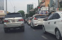 Kinh nghiệm lái xe khi về quê ăn tết không bị tắc đường