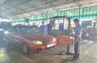 Đề xuất lắp đặt thêm đèn sương mù và thay thế cụm đèn chiếu sáng phía trước vẫn được đăng kiểm
