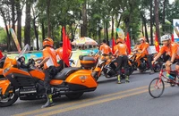 Dàn mô tô 'khủng' ấn tượng trên đường phố Sài Gòn ngày 30-4 