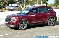 Lộ diện Kia Seltos mới với những đường nét lạ 