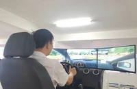 Phát hiện 3 người sử dụng công nghệ cao để gian lận khi thi sát hạch lái xe
