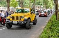 Mua ô tô siêu lướt được tặng 100% lệ phí trước bạ kèm tem bản đồ Việt Nam
