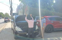 Thị trường ô tô cũ ế ẩm, người bán 'ngồi chơi là chính'