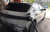 Gặp khó với loạt thủ tục xây dựng trạm sạc cho ô tô điện, xe máy điện