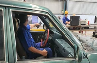 Từ ngày mai, bị mất hay hư hỏng tem kiểm định xe ô tô thì chủ xe phải làm sao?