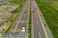 Buồn ngủ khi đi trên cao tốc và dừng ở làn dừng xe khẩn cấp để 'chợp mắt' có bị xử phạt?